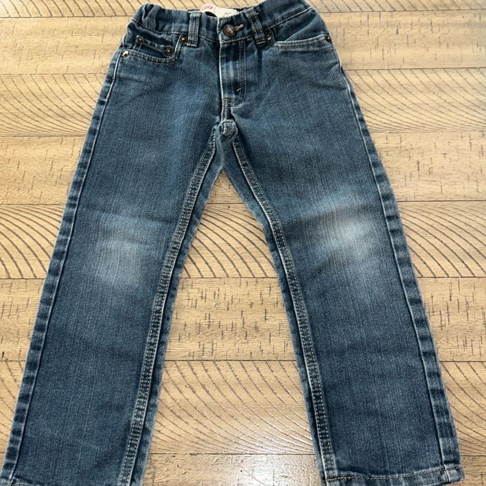 Levi’s Pullstring 5 Pocket Slim Jeans 👖 Cotton. School 🏫 or playground 🛝